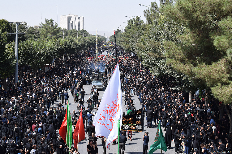 تجلی شور عاشورایی در شاهین شهر