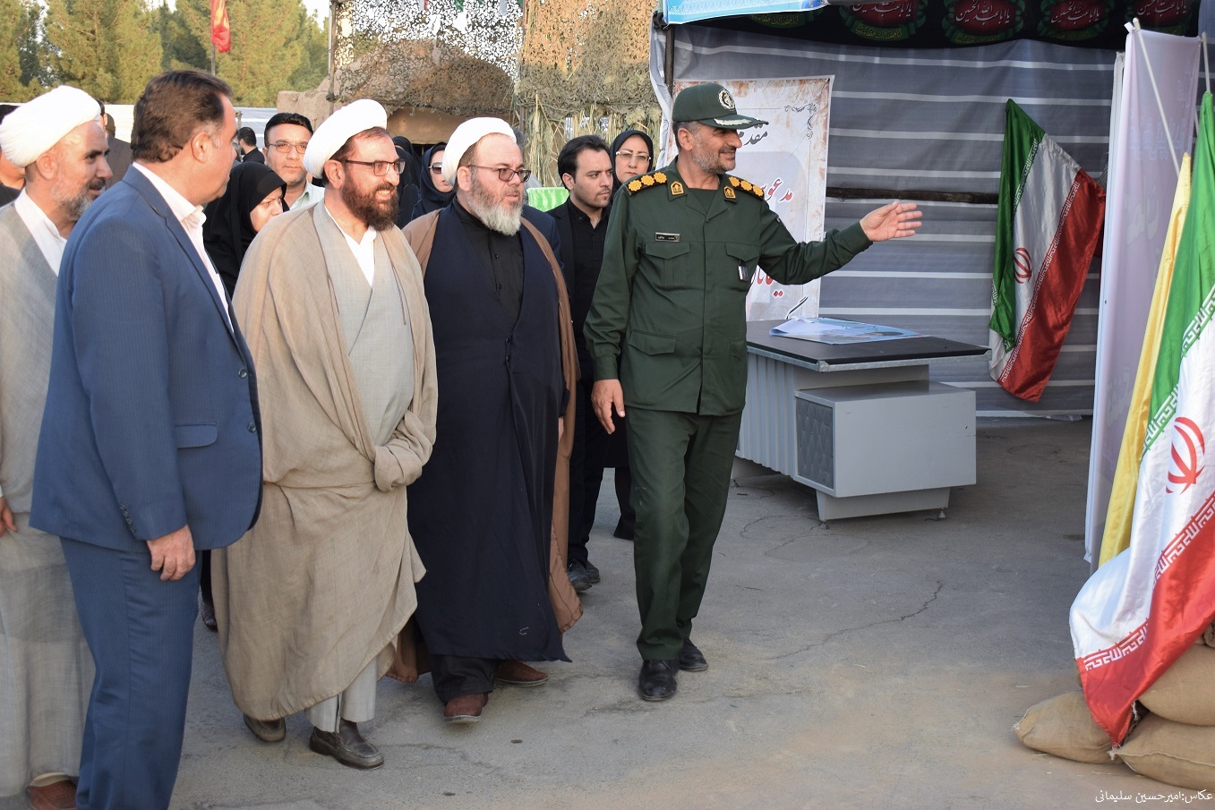  نمایشگاه ما پیروزیم در پارک انقلاب شاهین شهر