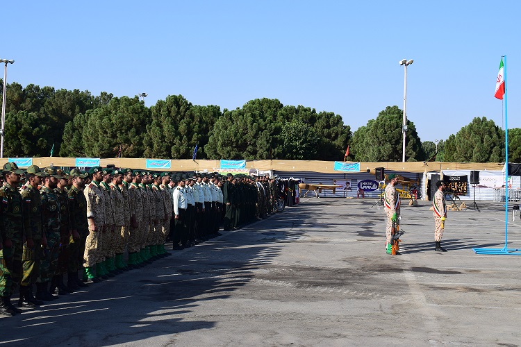 مراسم صبحگاه مشترک نیروهای مسلح شهرستان شاهین شهر و میمه