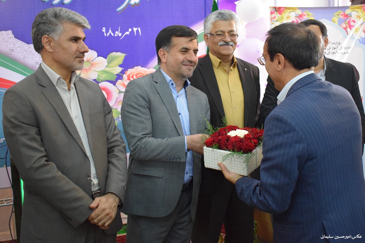 افتتاح مدرسه خیر ساز و سالن ورزشی شاهین شهر