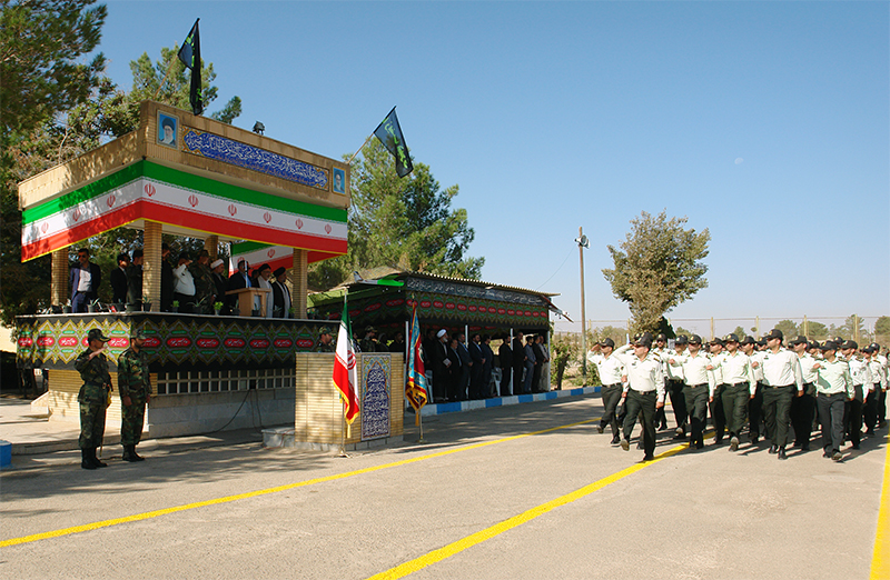 مراسم صبحگاه مشترک نیروهای مسلح شهرستان شاهین شهر ومیمه