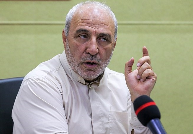 دشمن می&shy;&zwnj;خواهد ارزش&zwnj;&shy;های خود را در جامعه ما غالب کند