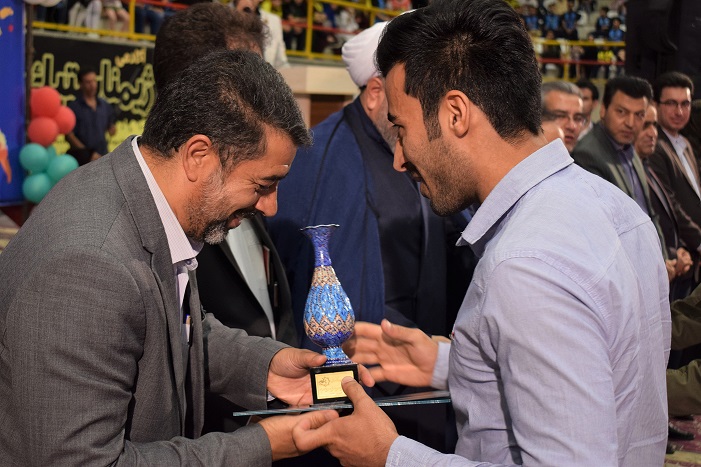 از مدیران و مربیان ورزش شاهین شهر تجلیل شد