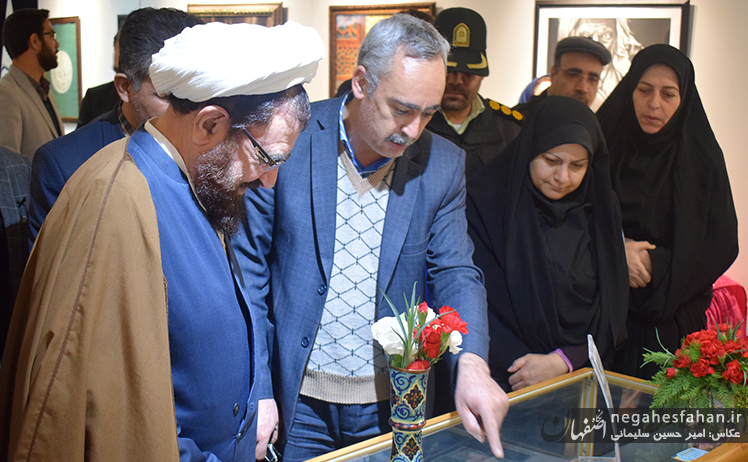 افتتاح نمایشگاه دستاوردهای ۴۰ ساله انقلاب