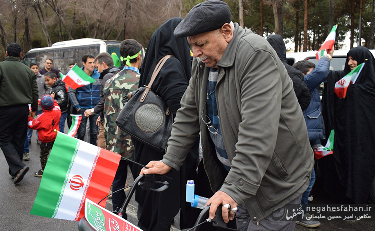 هوای خوش پیروزی در جشن چهل سالگی انقلاب