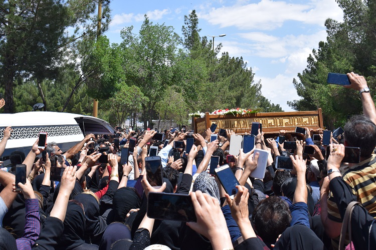 پیکر بهنام صفوی به خاک سپرده شد 