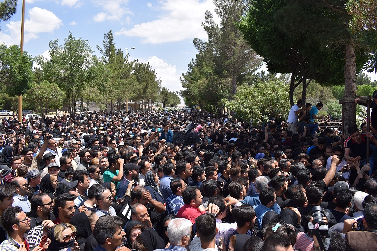 پیکر بهنام صفوی به خاک سپرده شد 