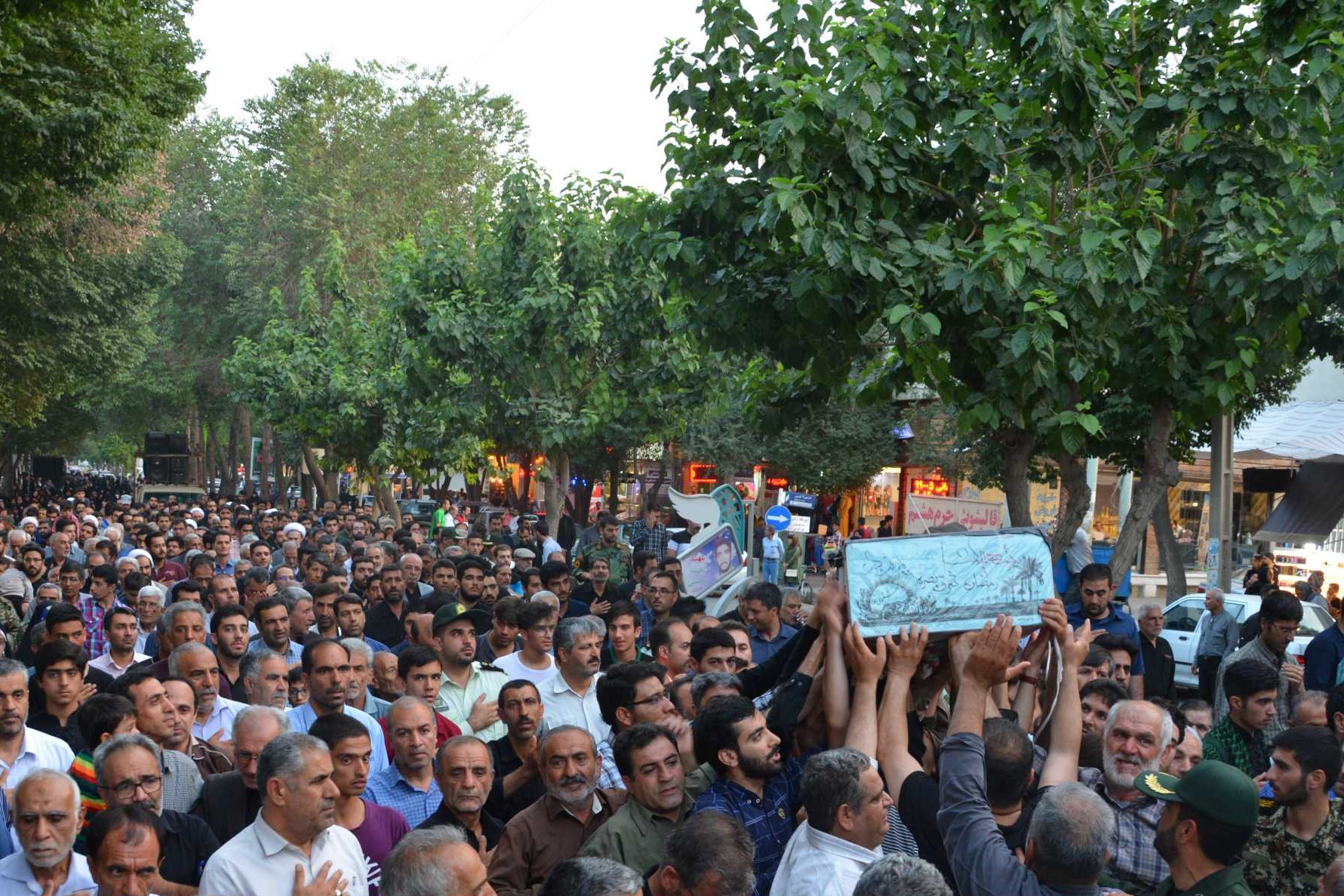 شاهین شهر میزبان پیکر مطهر شهید گمنام شد