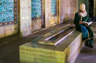 شاعری که با سبکش ماندگار شد