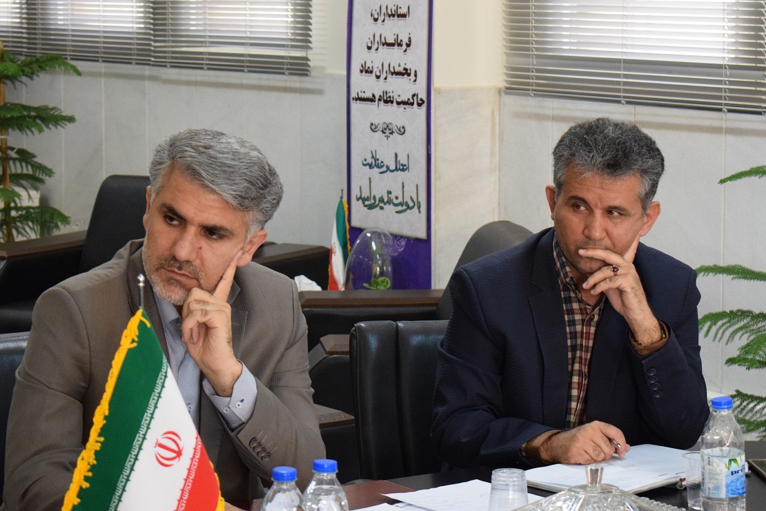 نخستین نشست خبری سرپرست فرمانداری شهرستان شاهین شهر و میمه با اصحاب رسانه