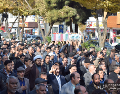 تشییع پیکر شهید دفاع مقدس در شاهین شهر